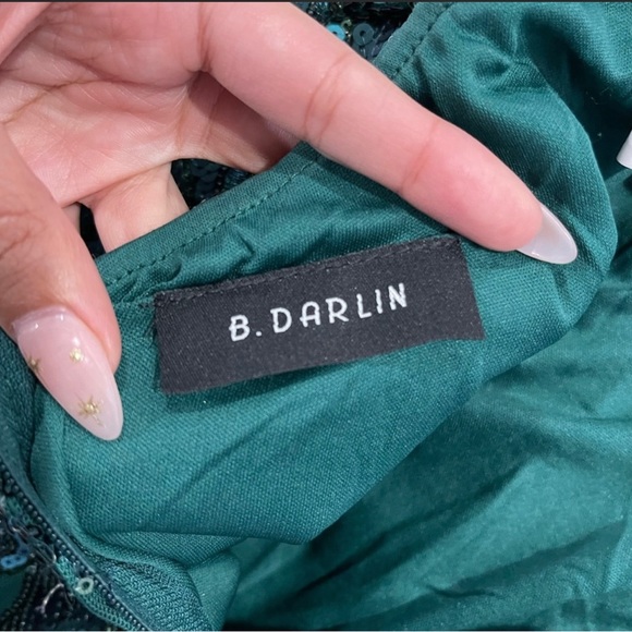 Emerald juniors sequin gown/ dress - Picture 5 of 16